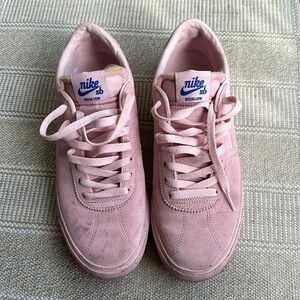 NIKE SB BRUIN LOW x NBA